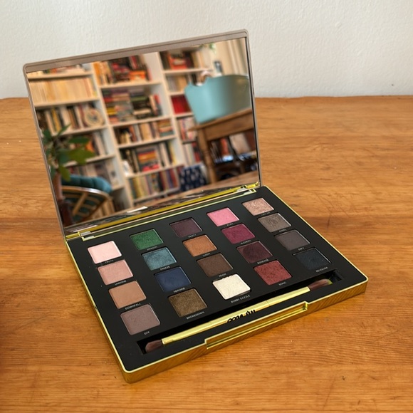 URBAN DECAY | Vice 3 eyeshadow palette - Picture 3 of 4
